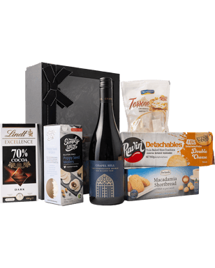 Chapel Hill Vinedresser Shiraz 2022 Gift Hamper  Bottle